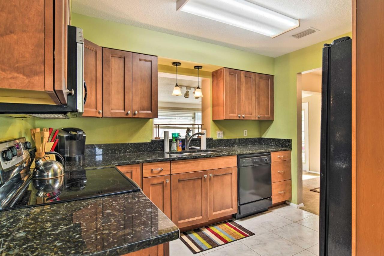 Bradenton Snowbird Sanctuary With Covered Patio! Exterior photo